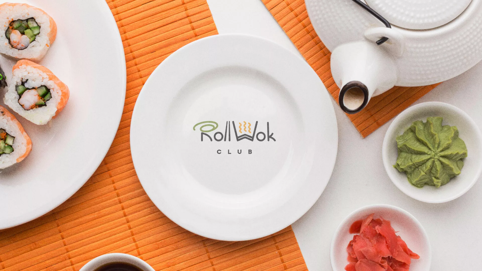 Разработка логотипа и фирменного стиля в Острогожске для суши-бара «Roll Wok Club»